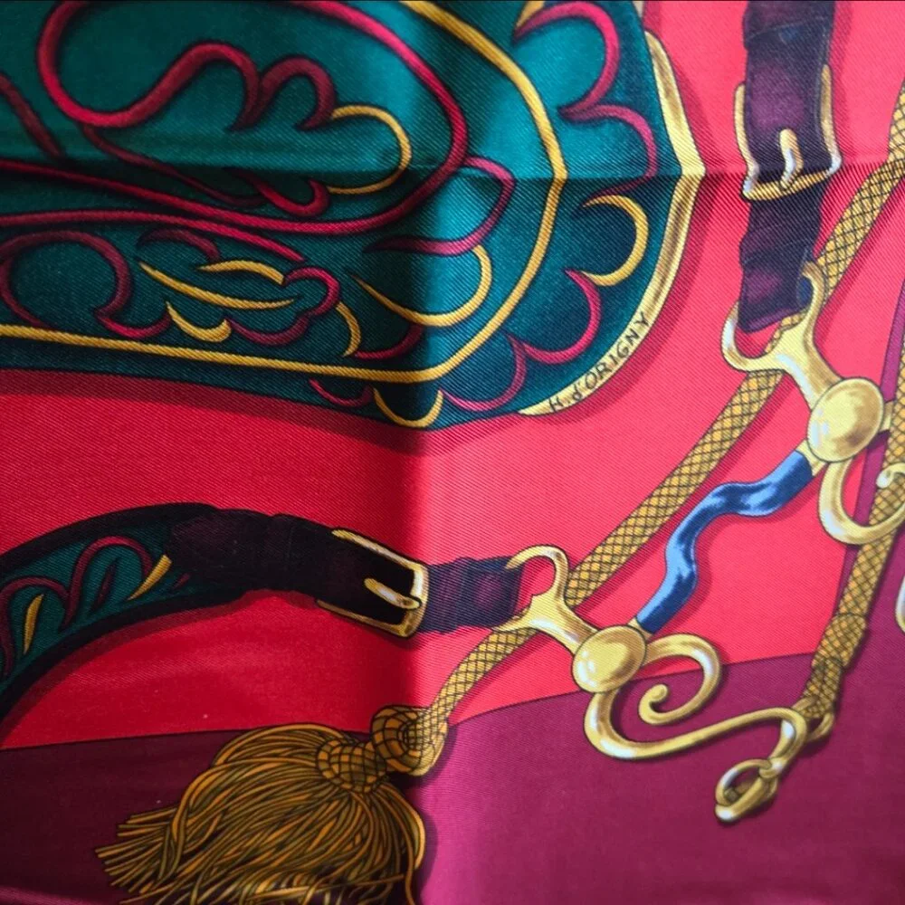 EUC Authentuc Hermes Silk Scarf with Box (Giftable)